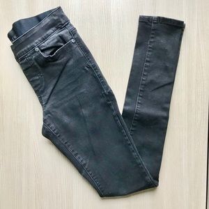 *FREE W/BUNDLE * Maurice’s Stretchy Skinny Jeans